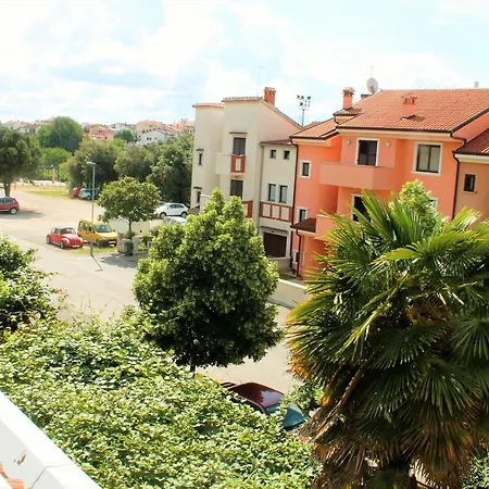 Apartament Rita 1 *